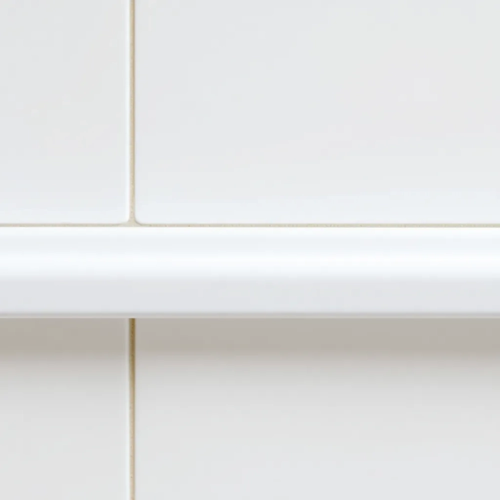 Listwa dekoracyjna do płytek biała