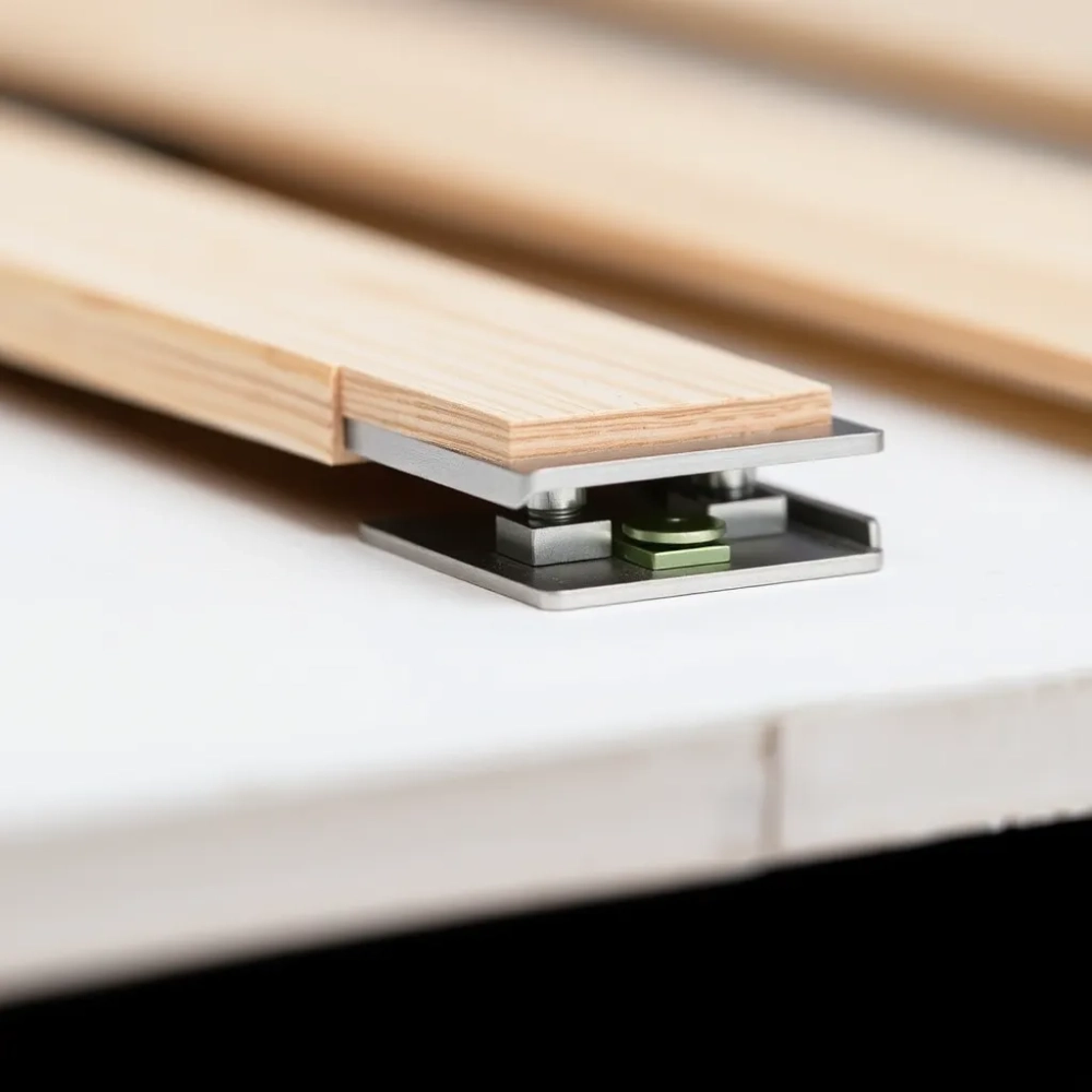 Mechanizm ukrytego montażu lameli