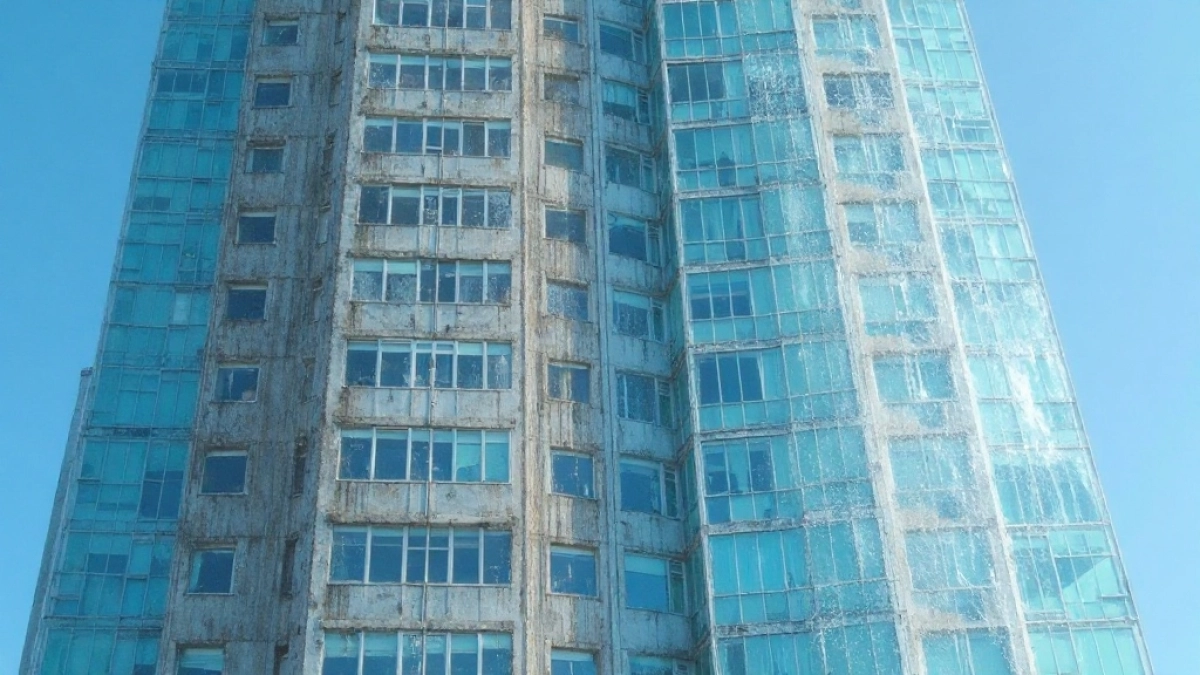 mycie fasad szklanych warszawa