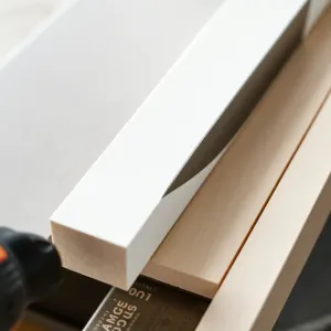 Czym ciąć listwy przypodłogowe poliuretanowe