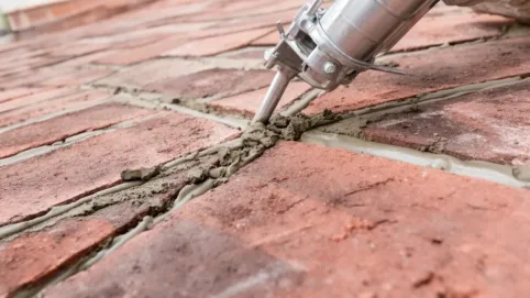 Fugowanie klinkieru pistoletem