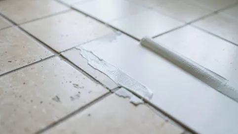 Jak położyć wykładzinę PCV na płytki