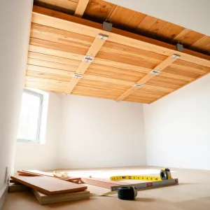 Jak zrobić lamele na suficie