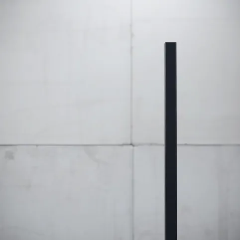 Jaki słupek do panela 153