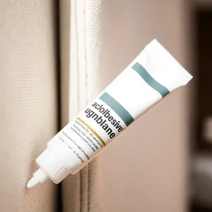 Klej do paneli ściennych tapicerowanych