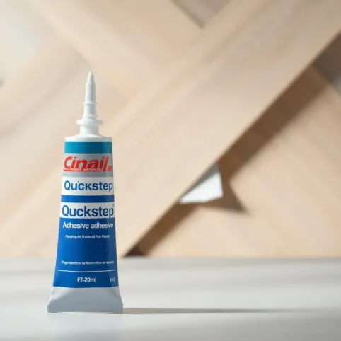 klej do paneli winylowych quickstep