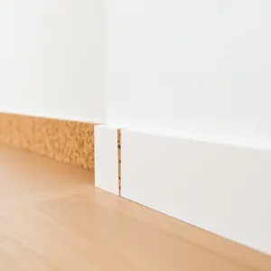 Korek zamiast listwy przypodłogowej