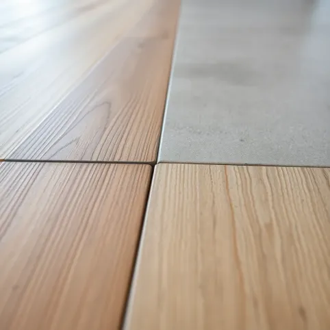 Łączenie paneli z płytkami