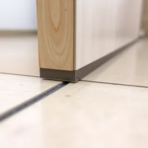 Listwa dylatacyjna do paneli i płytek