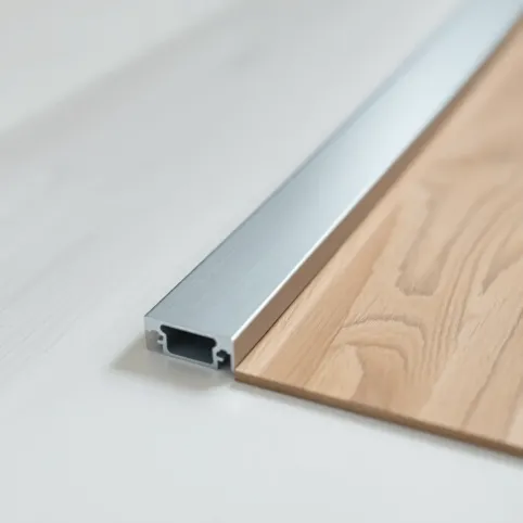 Listwa łącząca panele z panelami