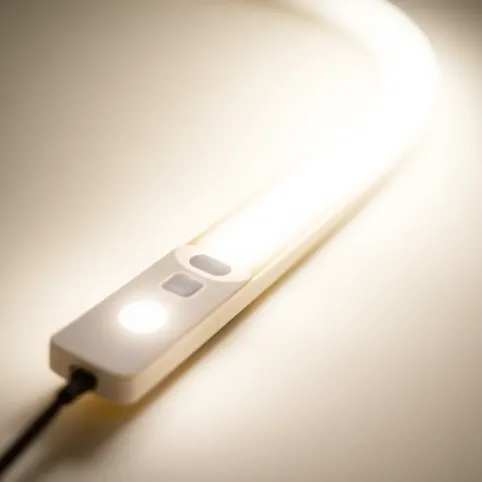 Listwa LED z czujnikiem ruchu na baterie