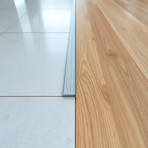 Listwa między płytkami a panelami