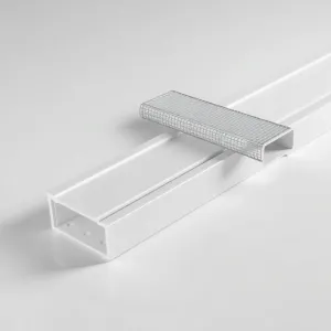 Listwa PCV startowa cokołowa z siatką regulowana