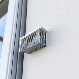 Listwa przyokienna zewnętrzna z siatką