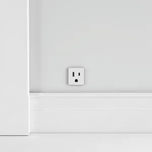 Listwa przypodłogowa z gniazdkiem