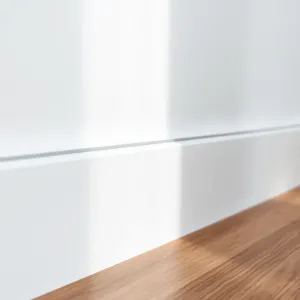 Listwa przypodłogowa z gumką