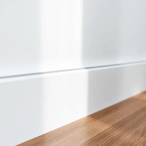 Listwa przypodłogowa z gumką