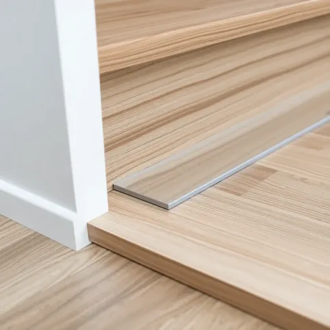 Listwa schodowa do paneli winylowych