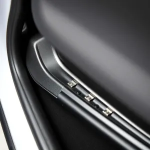 Mazda 6 GH demontaż listwy progowej