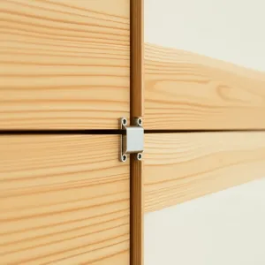 Montaż paneli ściennych na klamry