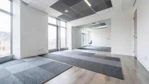 montaż wykładzin w biurach