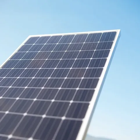 Panel fotowoltaiczny 700W cena