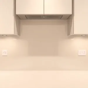 Panel między szafkami w kuchni