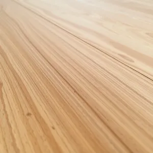 Podłoga z płyty wiórowej