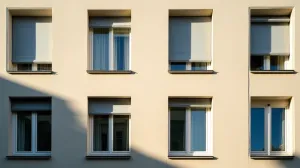 Żaluzje fasadowe czy rolety zewnętrzne cena Kraków