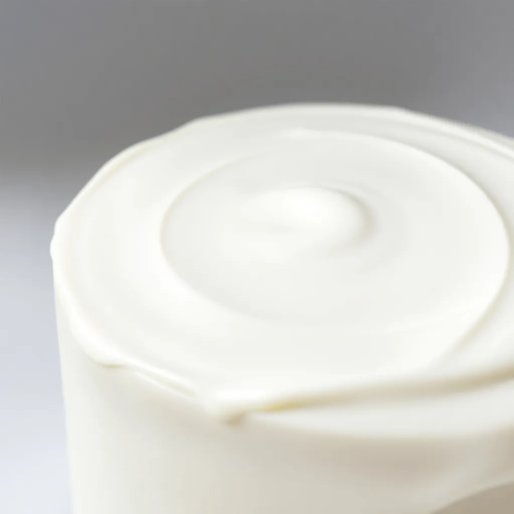 Tynk z mleka skondensowanego niesłodzonego